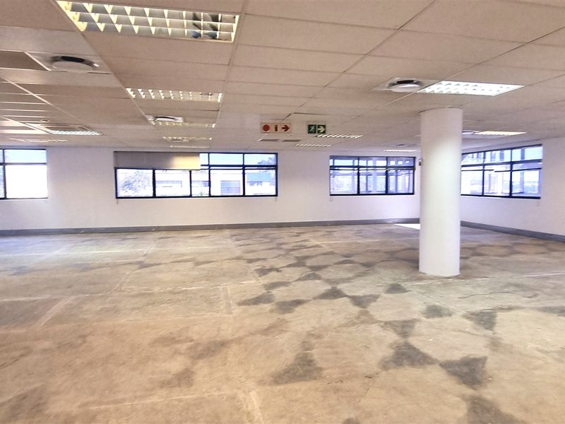 Office space to let on the 1st floor of Block B in 11 Naivasha Road Sunninghill - Photo 8