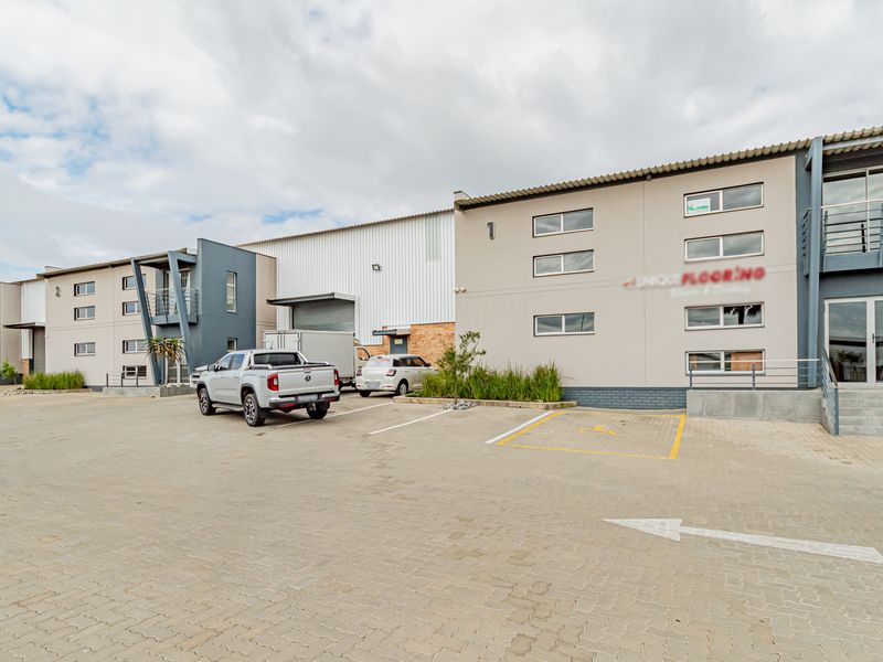 Modern, Fully Equipped Versatile 647m2 Warehouse | Backup Utilities | Superlink Access - Photo 2