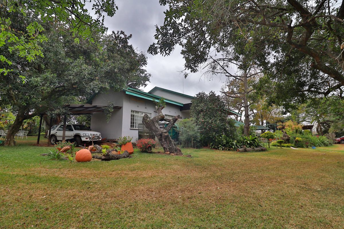 Harcourts Boet Nothnagel is pleased to present this property to our esteemed clients. - Photo 2