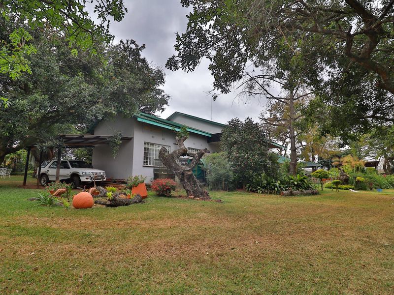 Harcourts Boet Nothnagel is pleased to present this property to our esteemed clients. - Photo 2