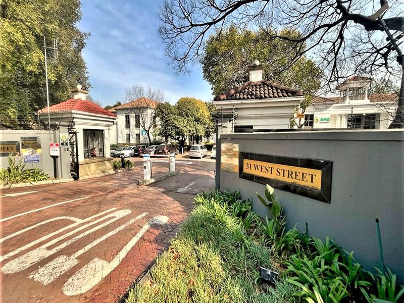 Office space to let in Houghton - Photo 10