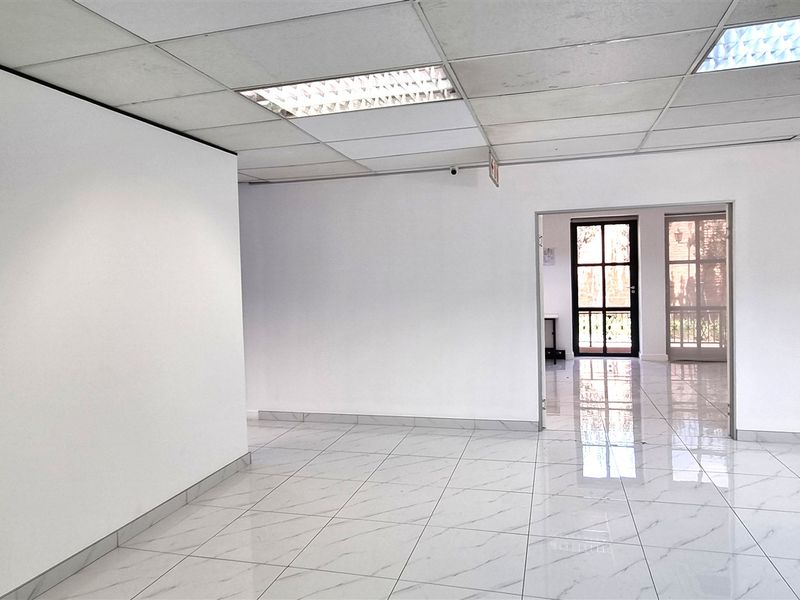 Office space to let in Morningside Close - Photo 5