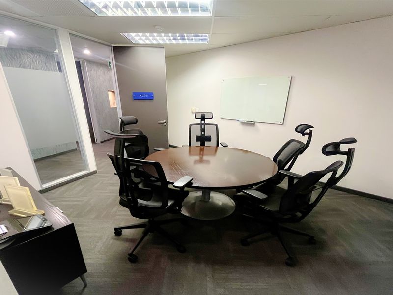 503m2 office space for sale in Melrose Arch - Photo 7