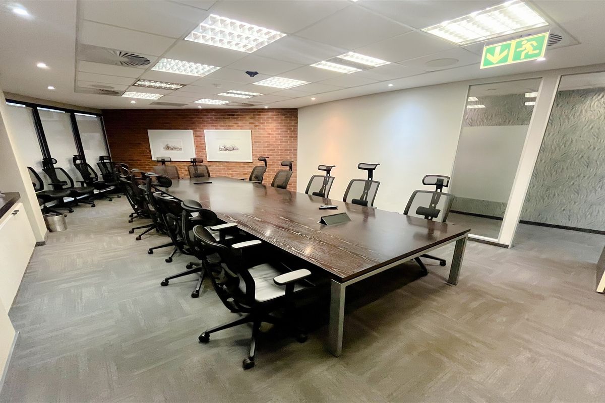 503m2 office space for sale in Melrose Arch - Photo 5