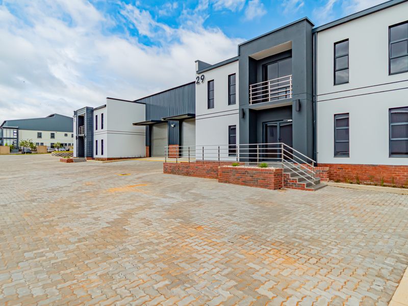 High-Spec Industrial Facility | 596m2 | Superlink Access | Backup Power - Photo 1