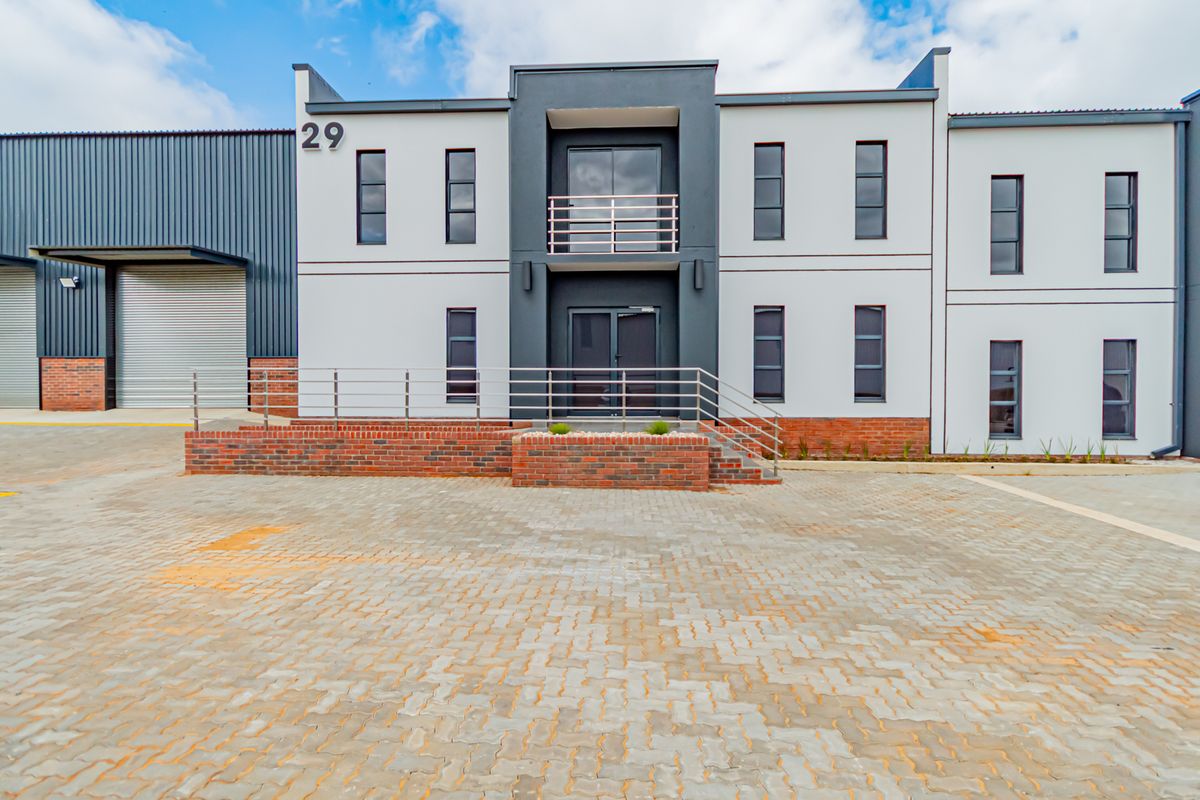 High-Spec Industrial Facility | 596m2 | Superlink Access | Backup Power - Photo 2
