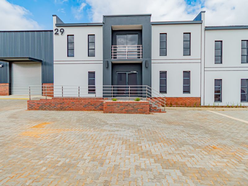 High-Spec Industrial Facility | 596m2 | Superlink Access | Backup Power - Photo 2