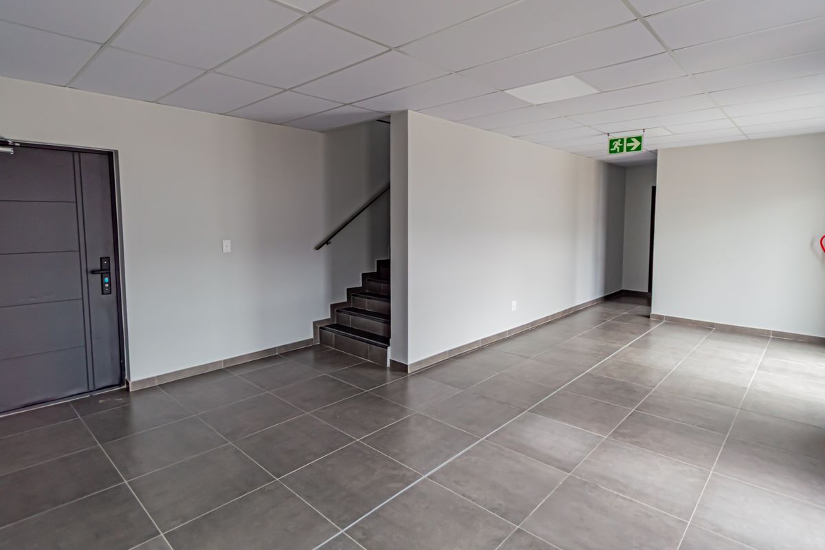 High-Spec Industrial Facility | 596m2 | Superlink Access | Backup Power - Photo 4