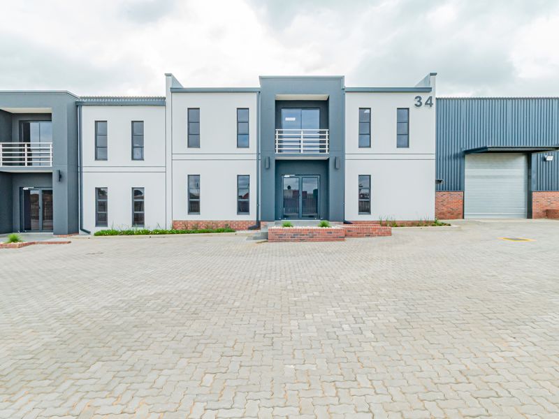 New A-Grade Warehouse | 596m2 | Superlink Access | Backup Power & Water - Photo 1