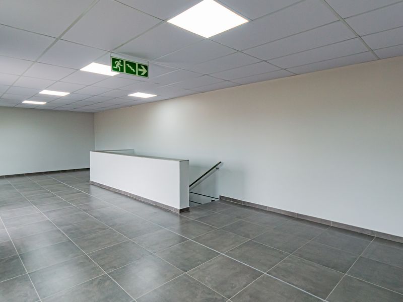 New A-Grade Warehouse | 596m2 | Superlink Access | Backup Power & Water - Photo 7