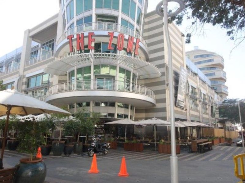 Offices space to let in Rosebank - Photo 2
