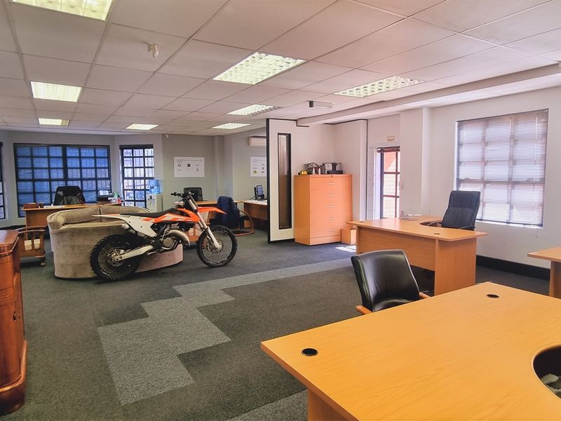 Free-Standing building For Sale located on 37 Peter Place - Photo 7