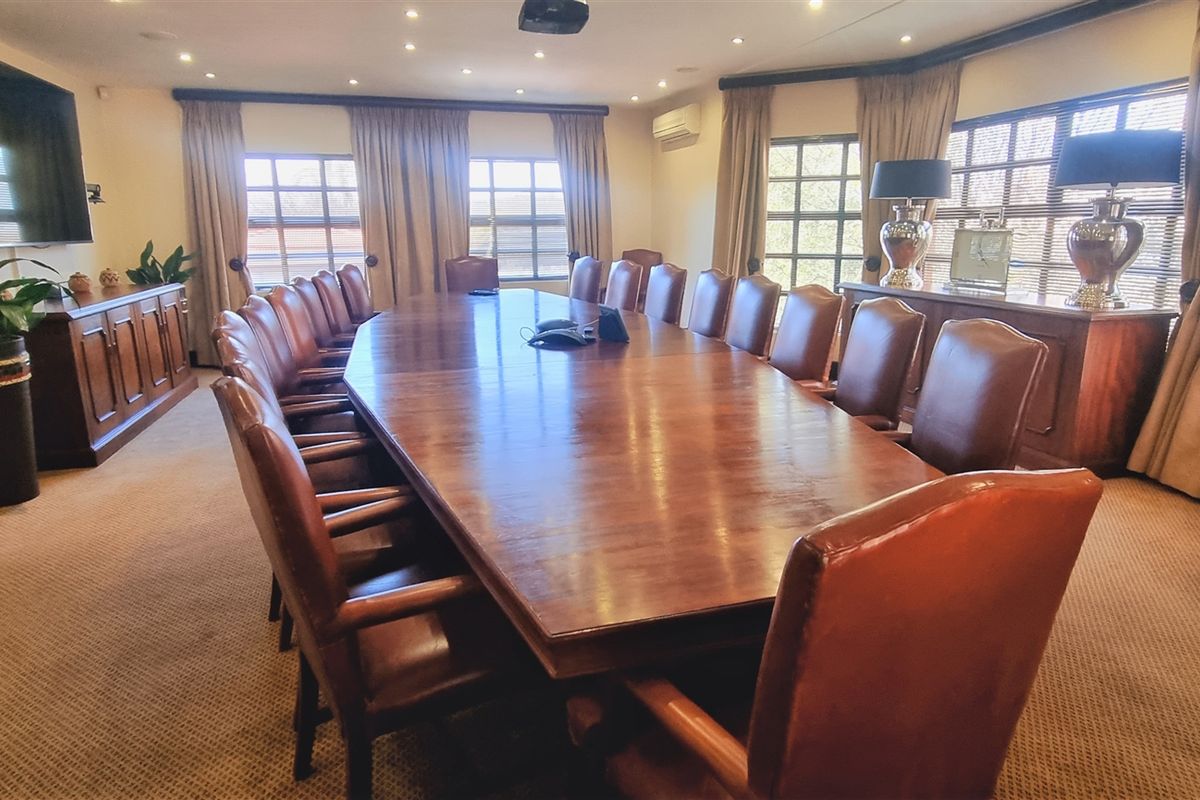 Free-Standing building For Sale located on 37 Peter Place - Photo 4