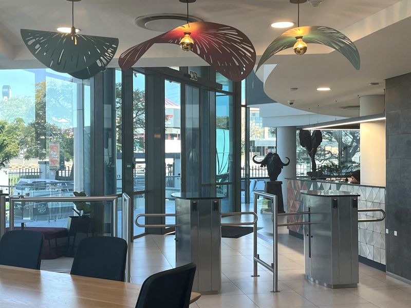 Office space available immediately Menlyn Corporate park - Photo 3