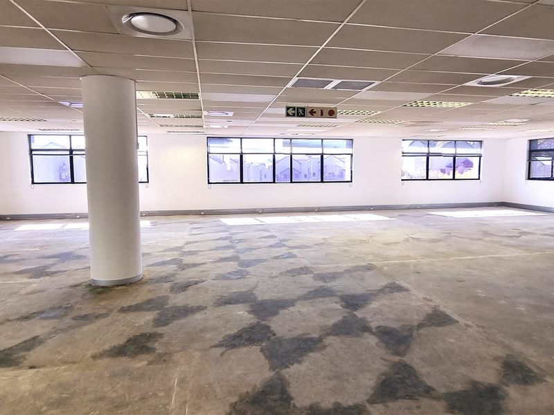 Office space to let in 11 Naivasha Road - Photo 4