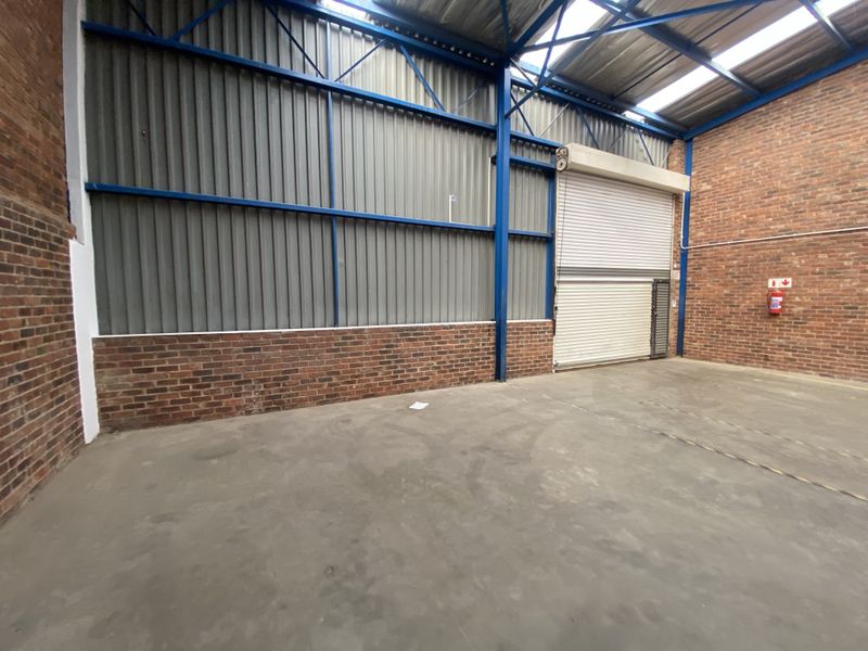 Fantastic office and warehouse for lease in Halfway House, Midrand. - Photo 6