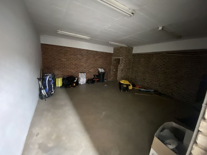 Fantastic office and warehouse for lease in Halfway House, Midrand. - Photo 8