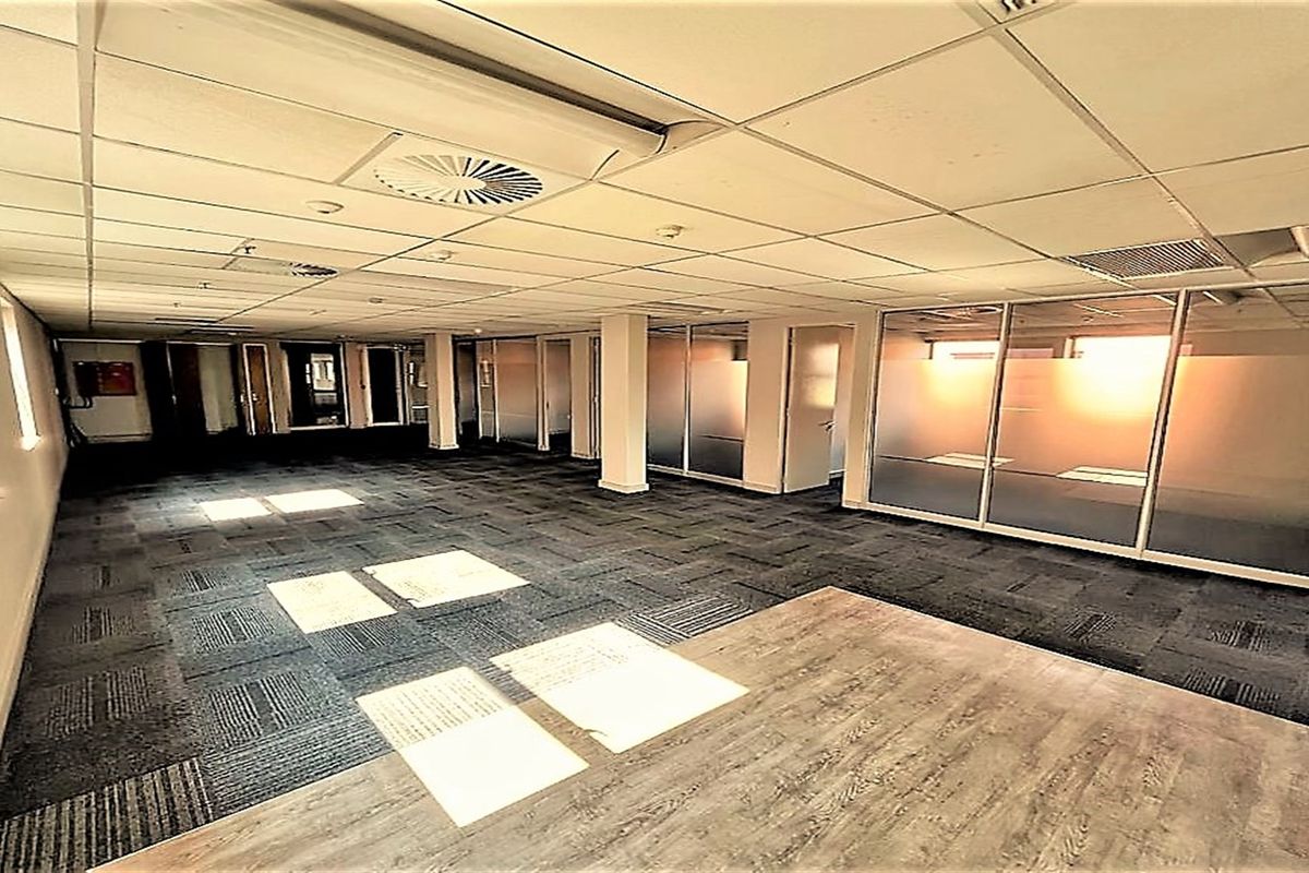 Office space to let in Waverley - Photo 4