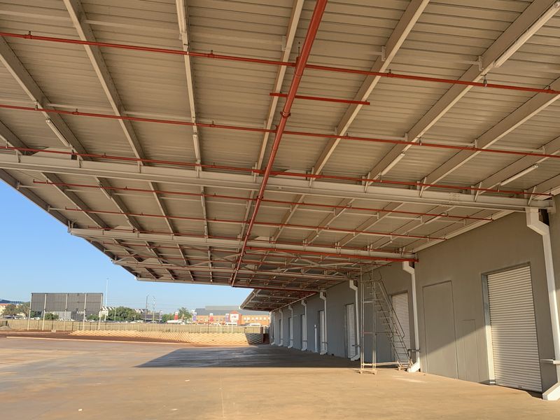 Warehouse to let in Louwlardia - Photo 8