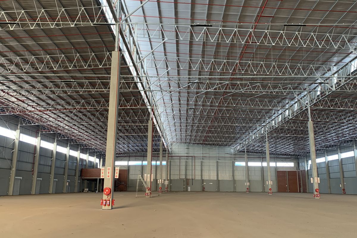 Warehouse to let in Louwlardia - Photo 3