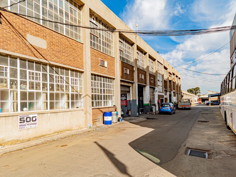 Multi-unit industrial park : Ample Power : Space for Future Expansion - Photo 7