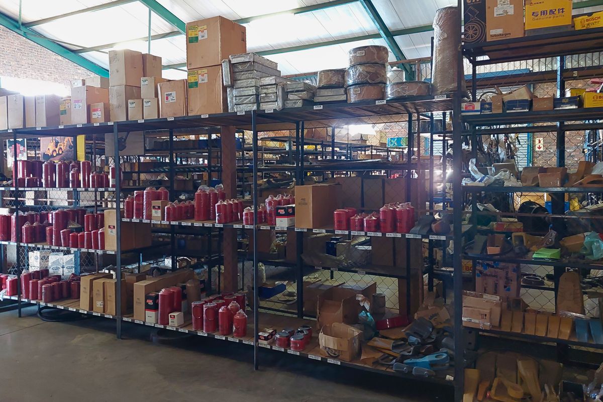 Prime Industrial Property with Comprehensive Facilities - Photo 3