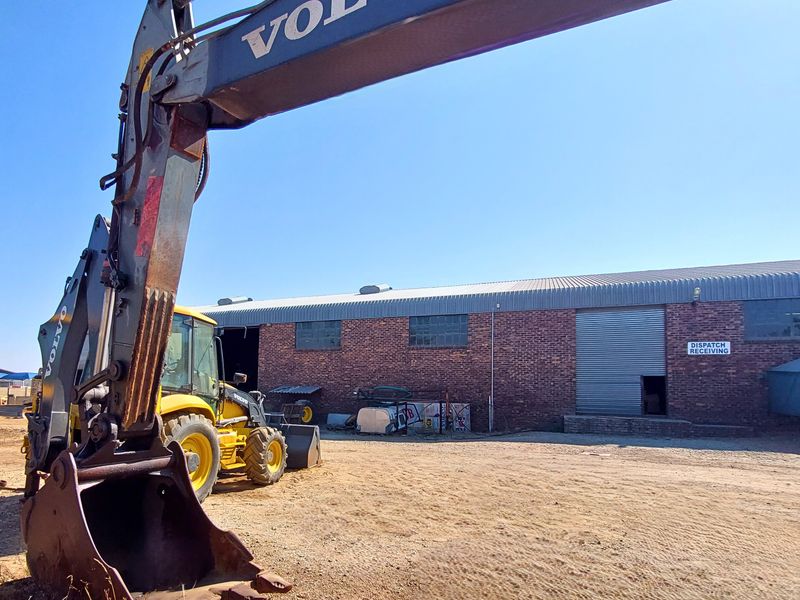 Prime Industrial Property with Comprehensive Facilities - Photo 9