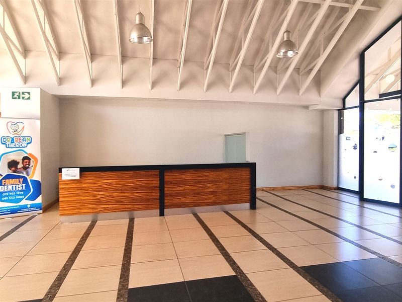 Office space to let on the Ground floor in Woodmead Office Park - Photo 2