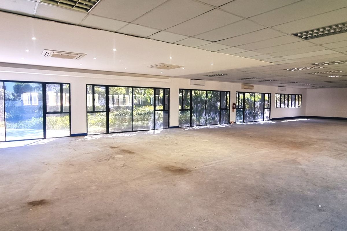 Office space to let on the Ground floor in Woodmead Office Park - Photo 5