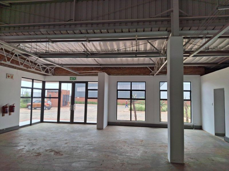 Newly Built 1,325mÂ2 Industrial Warehouse for Rent â Direct from the Landlord! Limited-Time Promot - Photo 3