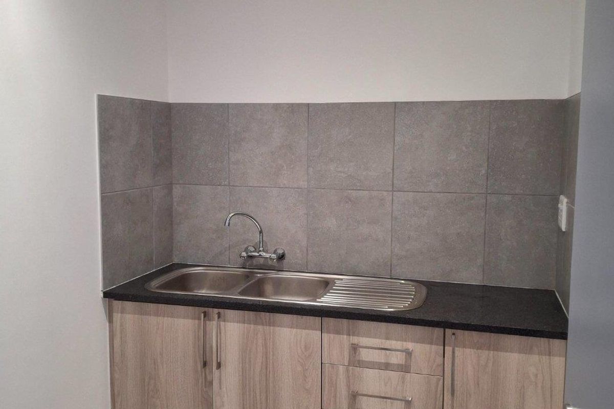 Newly Built 1,325mÂ2 Industrial Warehouse for Rent â Direct from the Landlord! Limited-Time Promot - Photo 4