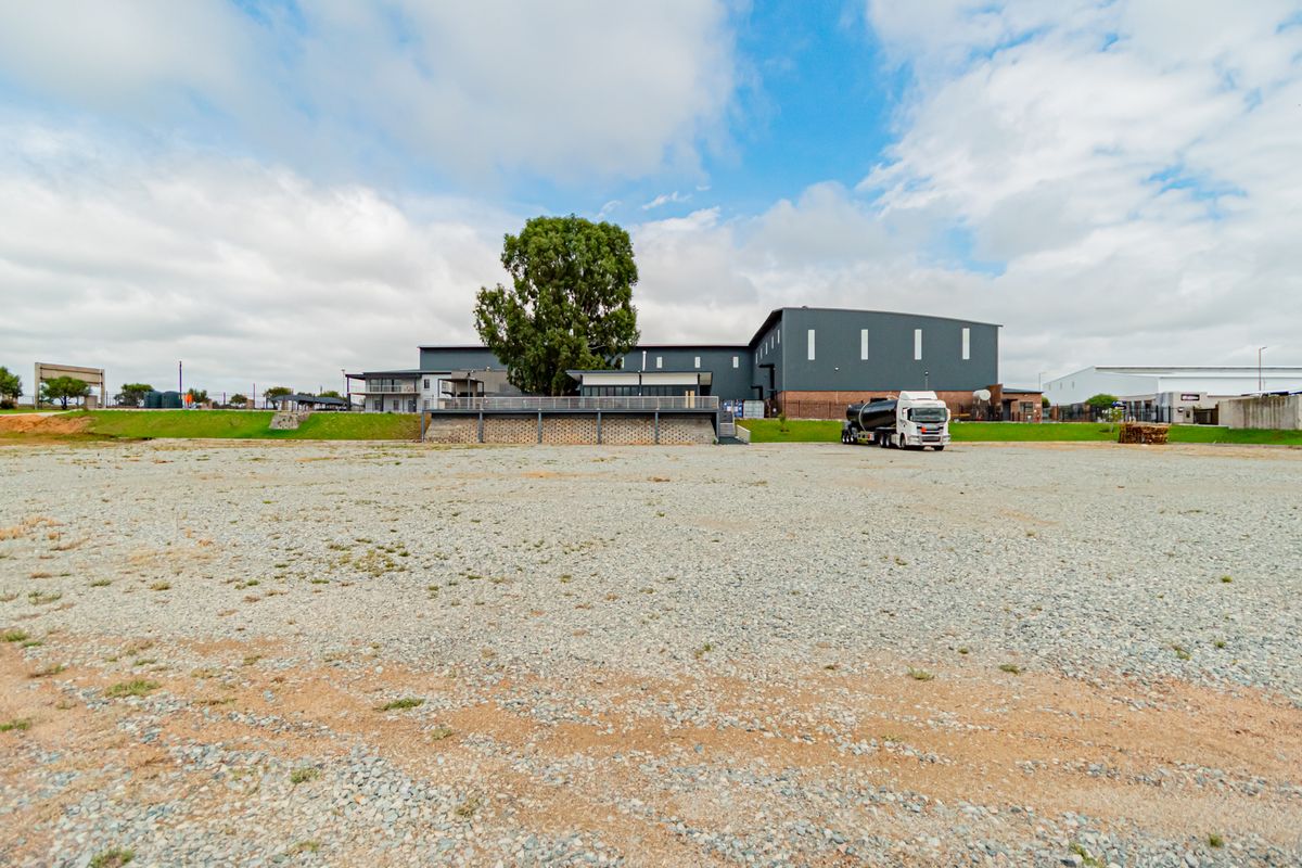 Industrial Property for Sale | Limeroc Business Park | Centurion |  Backup Off-grid Utilities - Photo 5