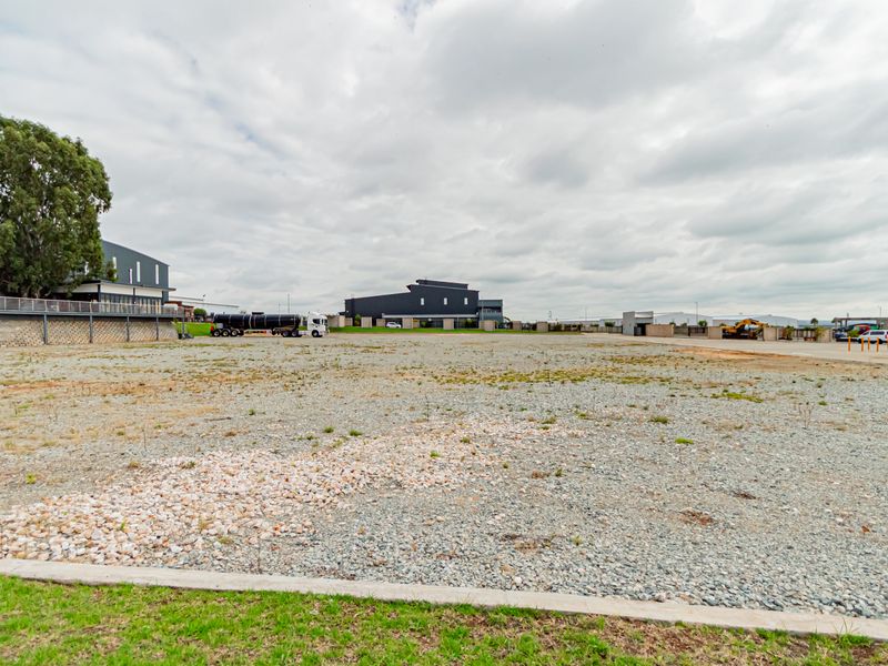 Industrial Property for Sale | Limeroc Business Park | Centurion |  Backup Off-grid Utilities - Photo 7