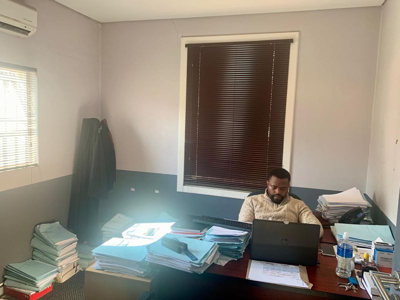 10sqm office for sale in Pmb CBD at R2 100 000. No Vat - Photo 10