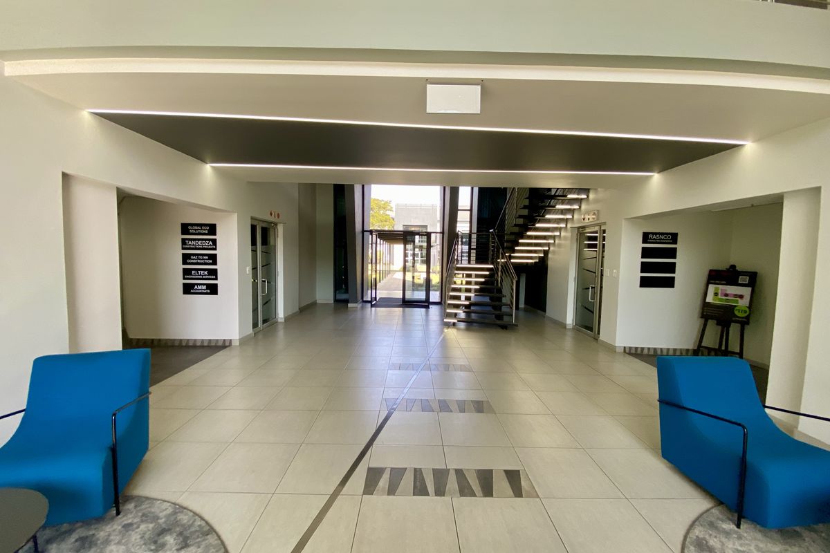 Modern Office Space with Backup Power & Water | Riverview Office Park, Midrand - Photo 2