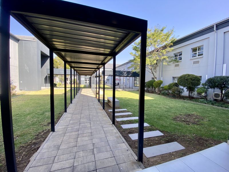 Modern Office Space with Backup Power & Water | Riverview Office Park, Midrand - Photo 7