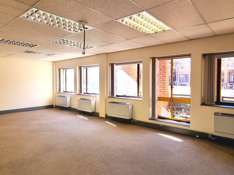 Office space in Western Woods - Photo 7