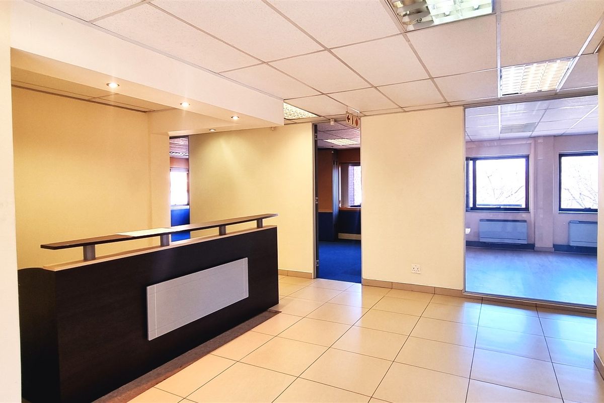Office space in Western Woods - Photo 4