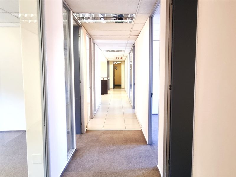 Office space in Western Woods - Photo 9