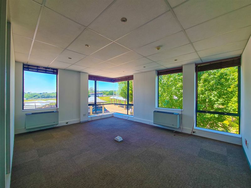 1218m2 Office to Let in Constantia Office Park - Photo 9