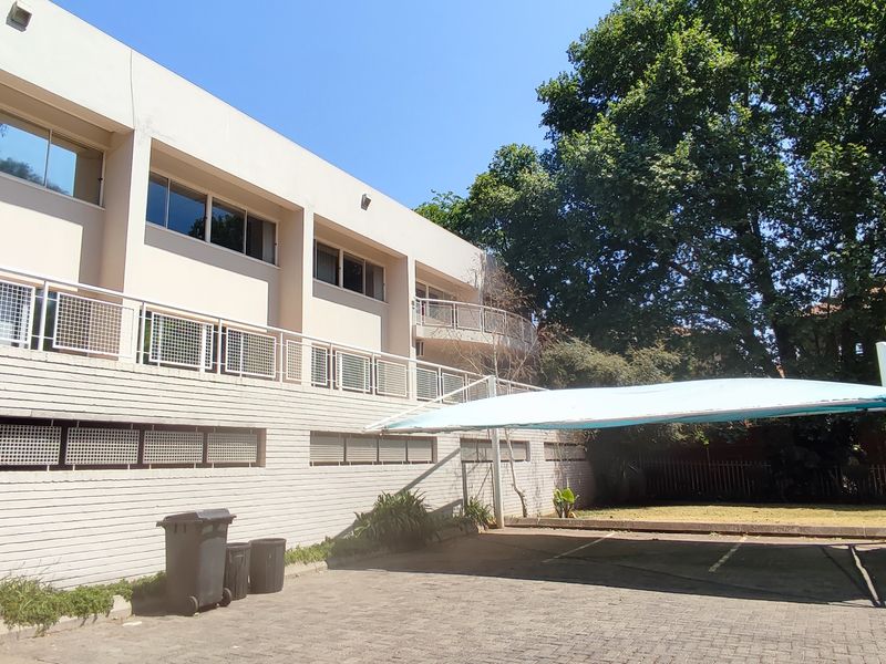 Offices for sale in Parktown - Photo 2