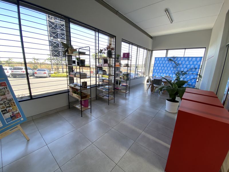 Newly Renovated Unit Available - Photo 3