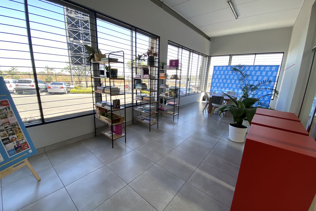 Newly Renovated Unit Available - Photo 3