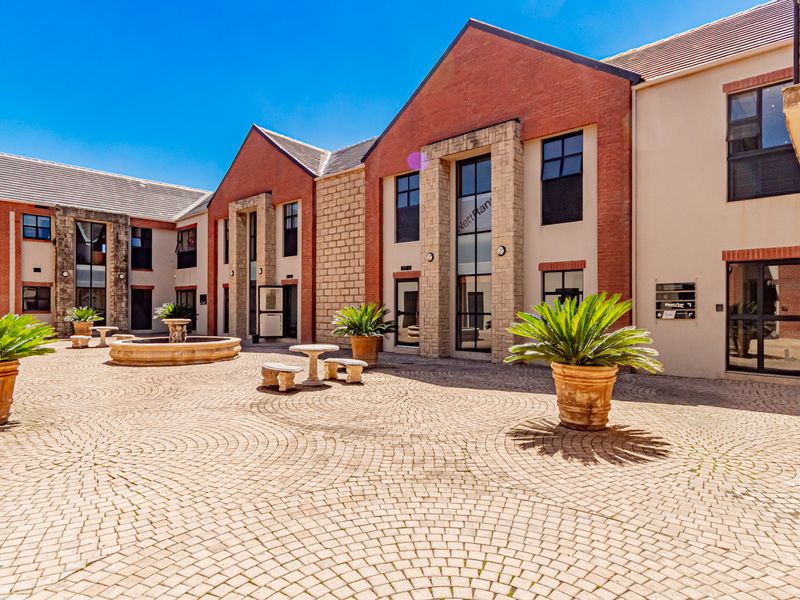 Smart Investment – Featherbrooke Office with Multi-Tenant Flexibility - Photo 1