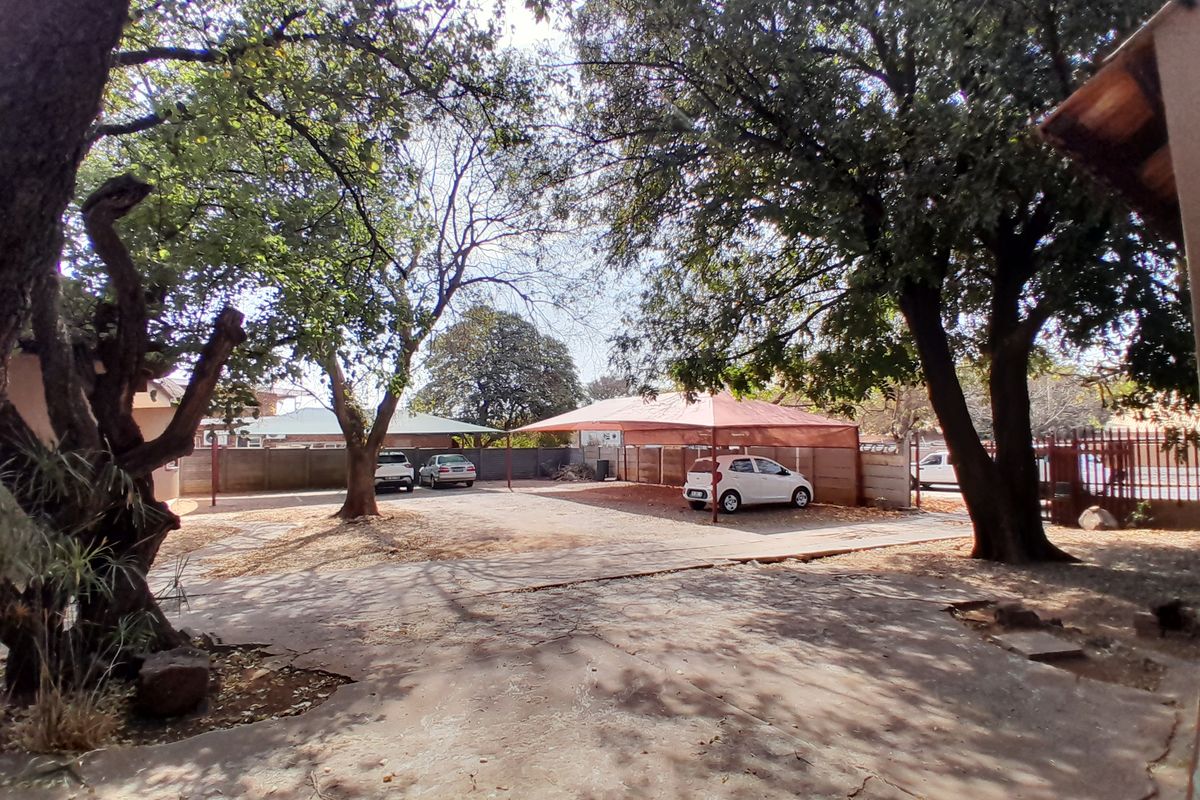 Premium Corner Location - Photo 3