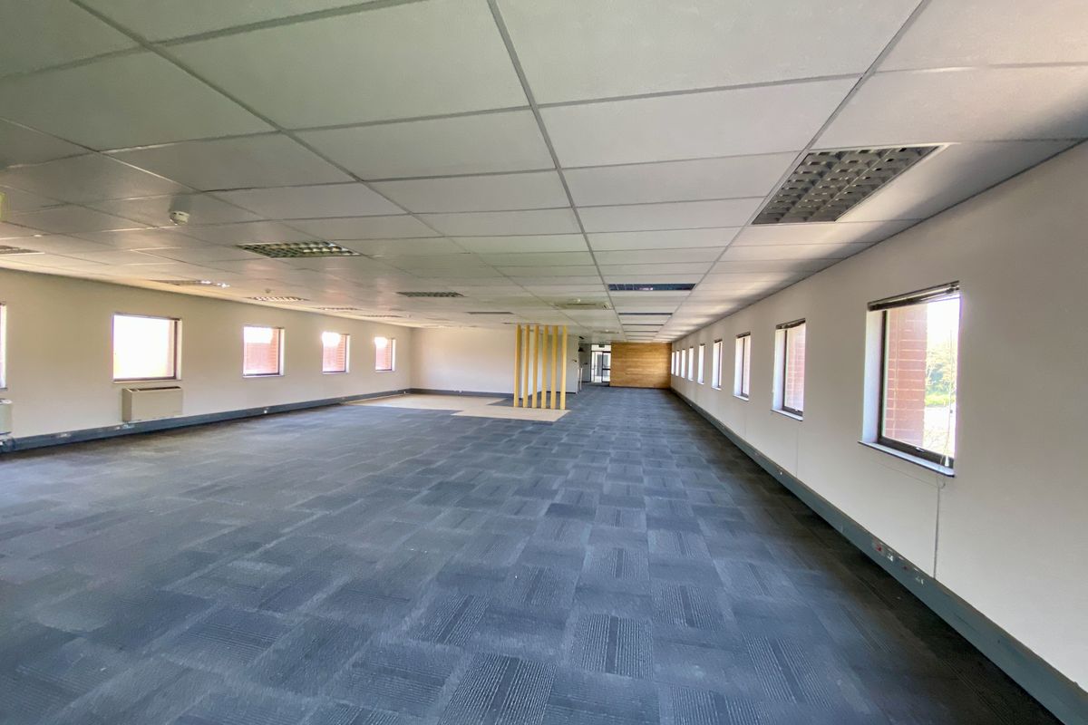 Freestanding, beautiful large offices and smaller warehouse for sale and lease. - Photo 5