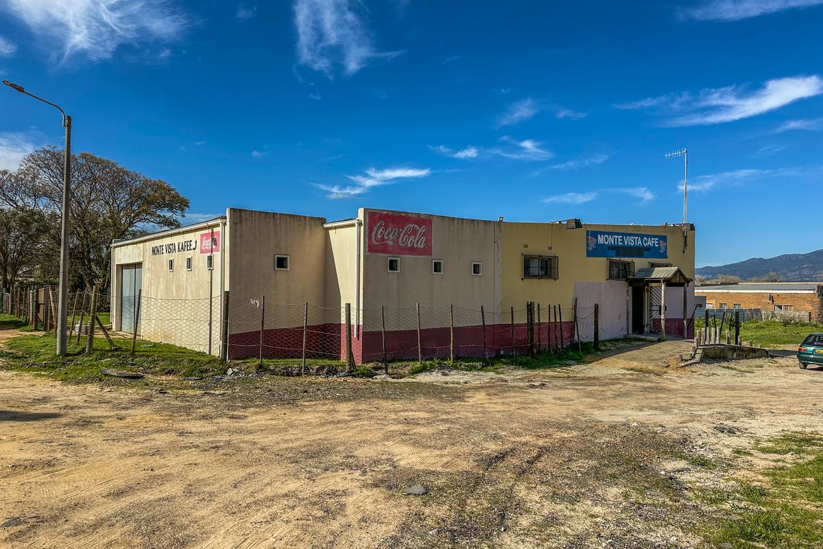 Retail Shop for Sale in Botriver - Photo 2