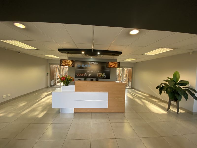 High-end fully fitted office available for lease in secure Riverview Business Park, Halfway House. - Photo 3