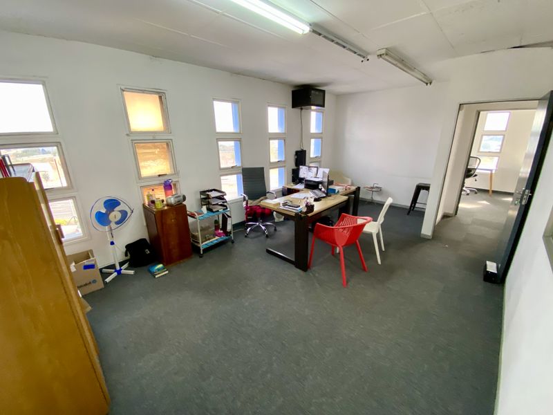 Premium 550m2 Mini-Industrial Unit in Midrand’s Top-Rated Park - Photo 8