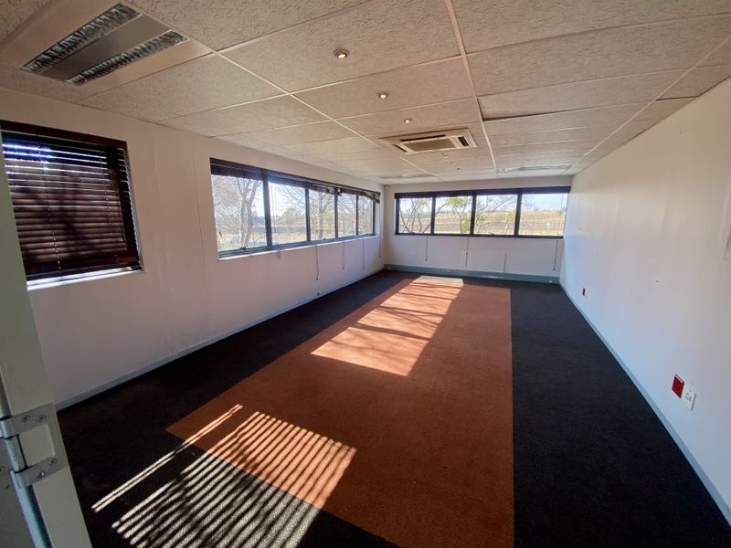 Fully fitted, bright, and neat office available for rent in Central Park, Randjespark. - Photo 3